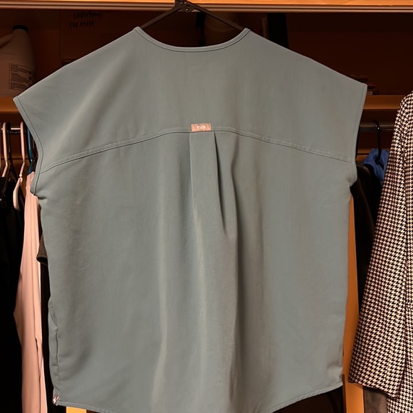 Figs Rafaela Remix Hydrogeen Top - Picture 2 of 3